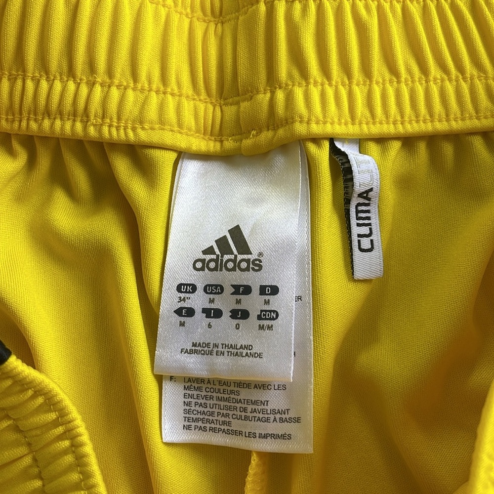 Columbus Crew yellow shorts mens M - Picture 3 of 6